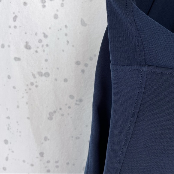 Lululemon On the Fly Crop Woven 23" True Navy 2 - Picture 8 of 12